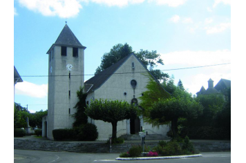 L'église d'Arette et son clocher restauré 